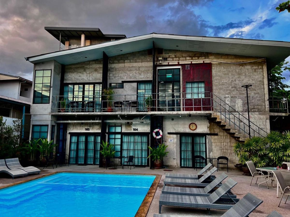 The Warehouse Chiang Mai Hotell Eksteriør bilde