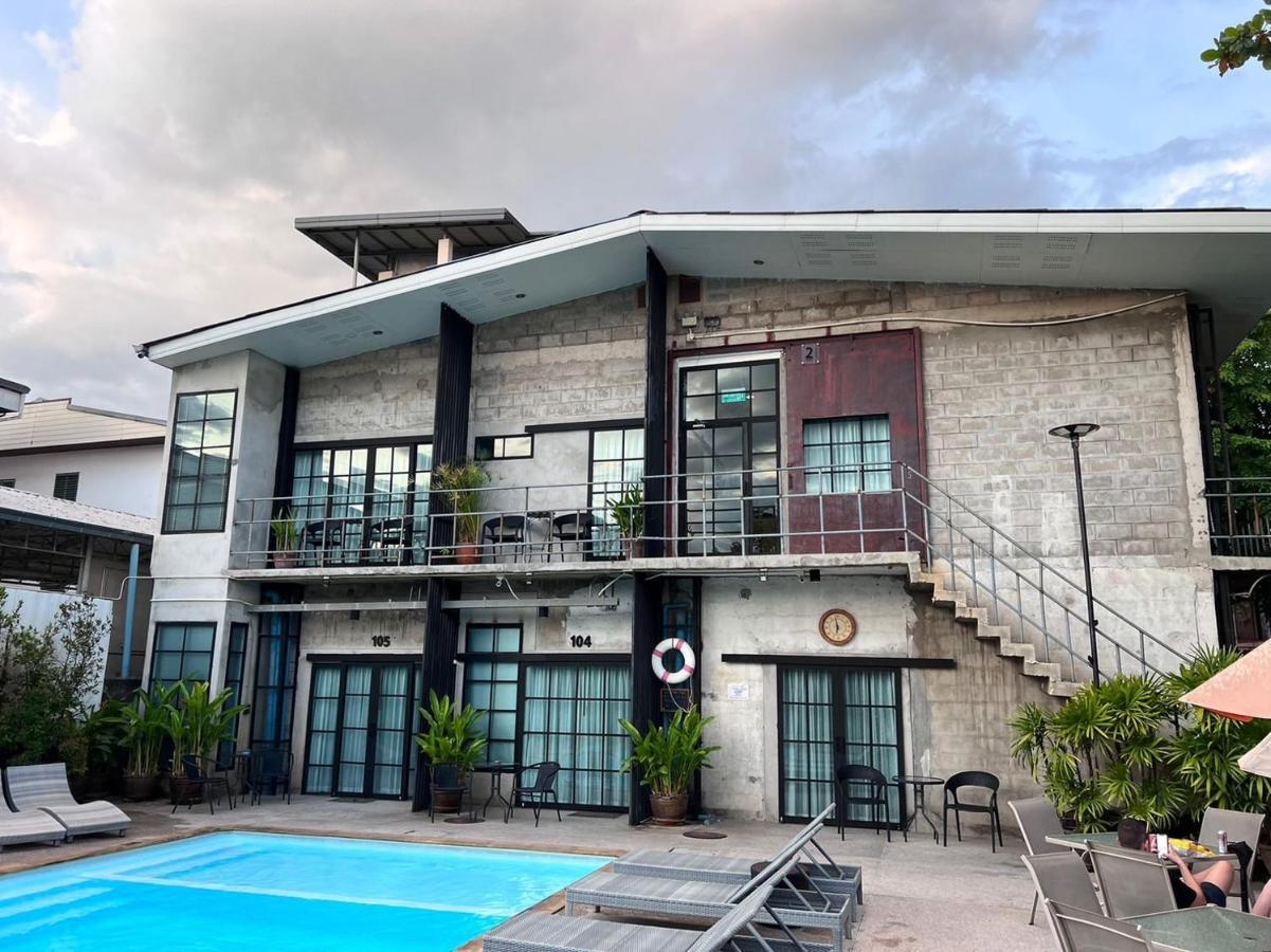 The Warehouse Chiang Mai Hotell Eksteriør bilde