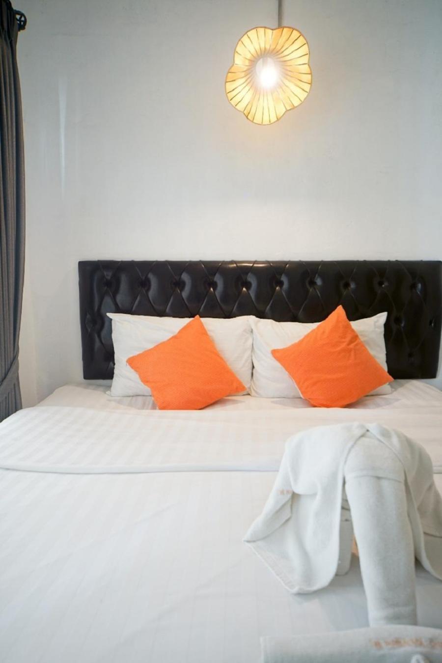 The Warehouse Chiang Mai Hotell Eksteriør bilde